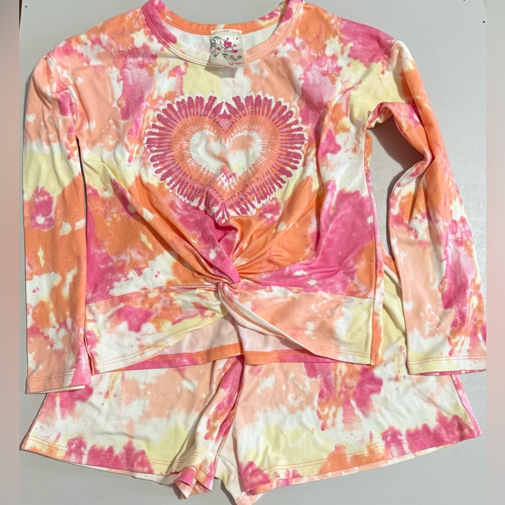 Jenna & Jessie Girl's Tie-Dye Short Set.